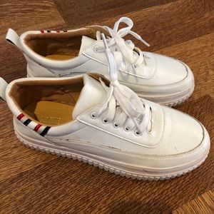 White platform sneakers